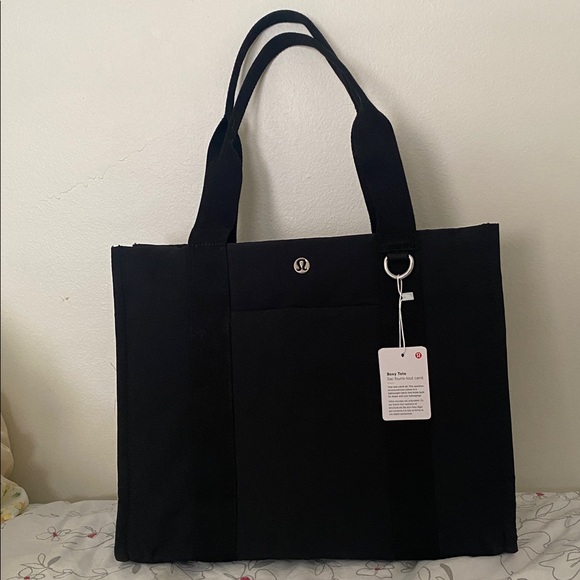 lululemon athletica Handbags - NWT Lululemon Boxy Tote 10L
